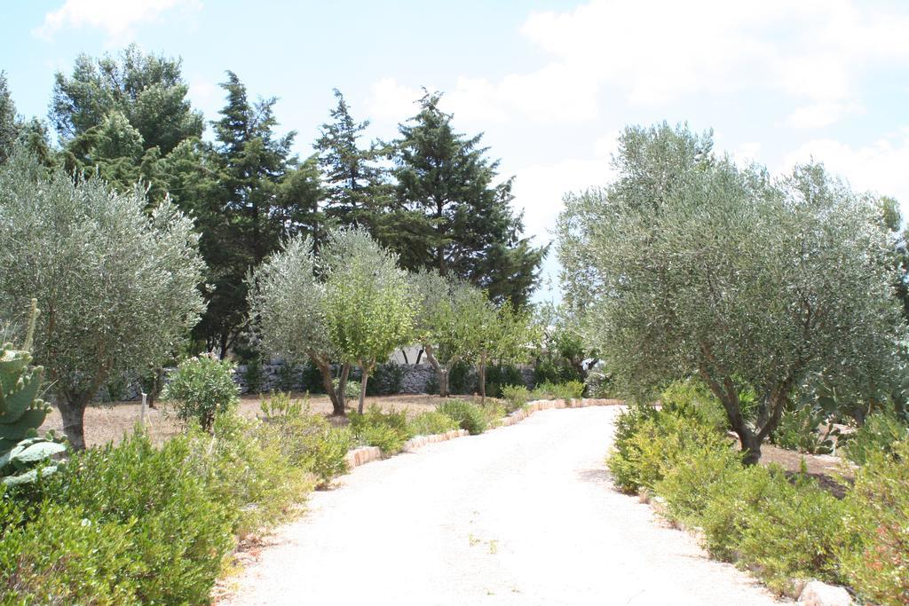 Trullo Picchiagiuda Villa Остуни Екстериор снимка